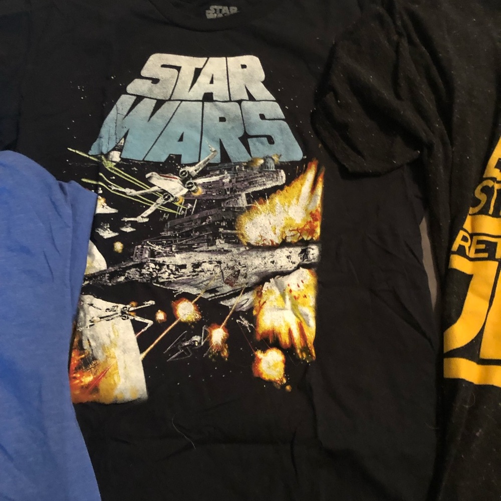 6- Star Wars Shirt Bundle (Large)